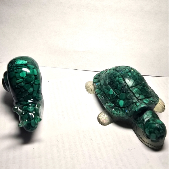 2pc Crystals/Resin - Picture 2 of 3